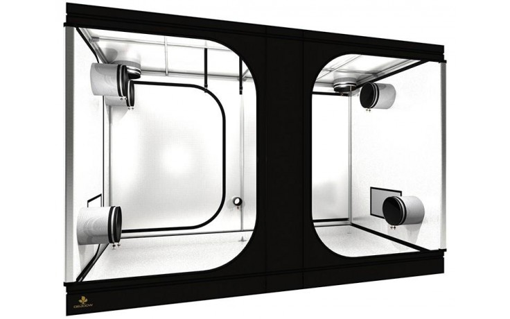 Secret Jardin Darkroom Wide R3.0 - 300 x 150 x 235 cm.